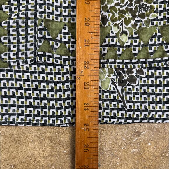 Liverpool Double Layer Geo Floral Mix Blouse Women’s Small Green Black White NWT - Picture 8 of 8